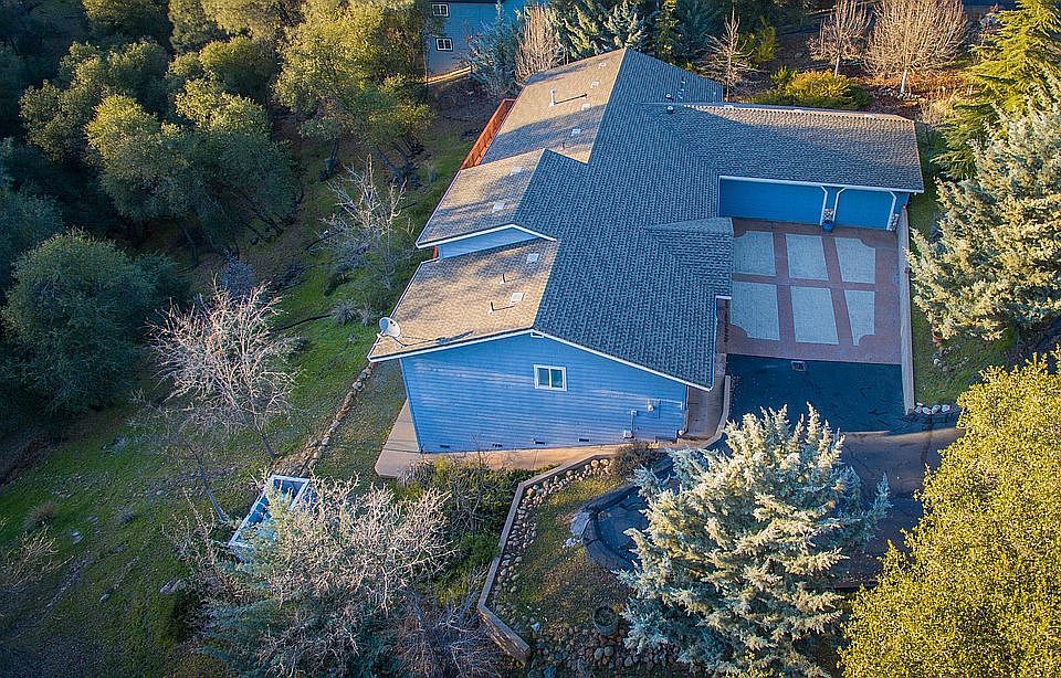 1st image of 20920 Apple Valley Dr