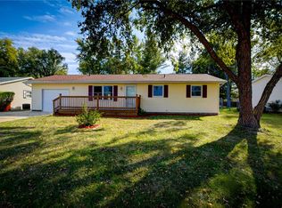 8 Lane Dr N, Bethany, IL 61914