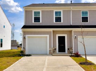 136 Randwick Ln, Greer, SC 29651