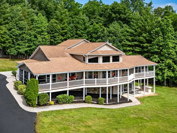 341 Holly Lane Rd, Blairsville, GA 30512