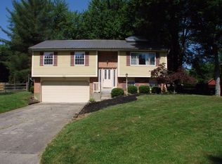 3870 Heritage Oak Dr, Amelia, OH