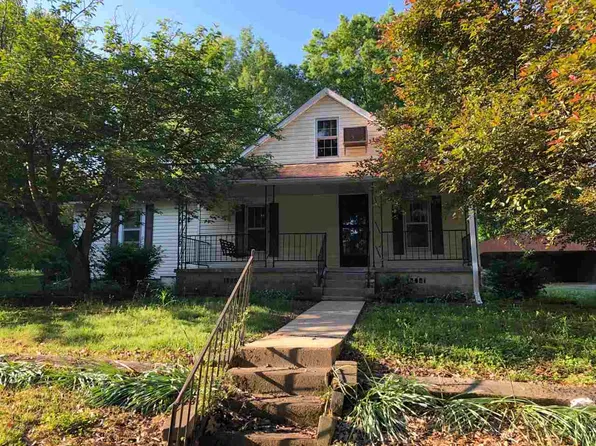 175 W 3rd St, Henderson, TN 38340