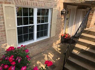 953 S Rolfe St #A, Arlington, VA 22204