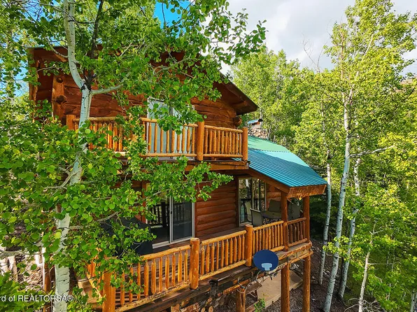 590 Walnut Dr, Star Valley Ranch, WY 83127