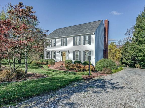 2nd image of 401 Homeplace Dr