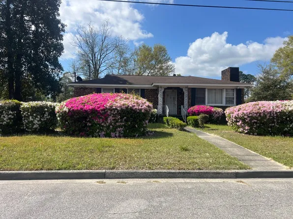 1901 Lloyd St, Savannah, GA 31405