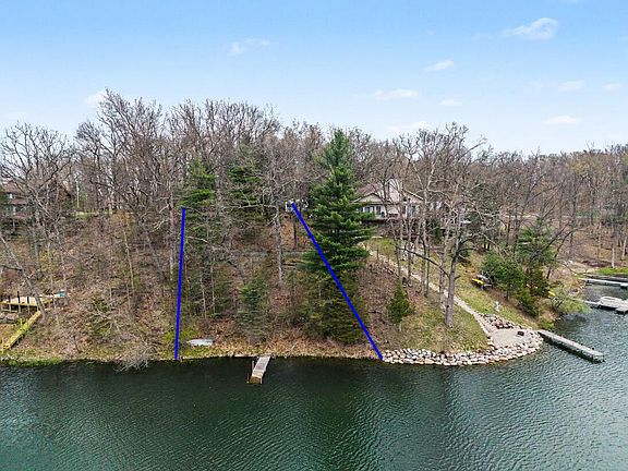 5th image of 132 Holly Brook Ct