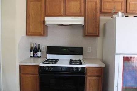 Kitchen with gas range