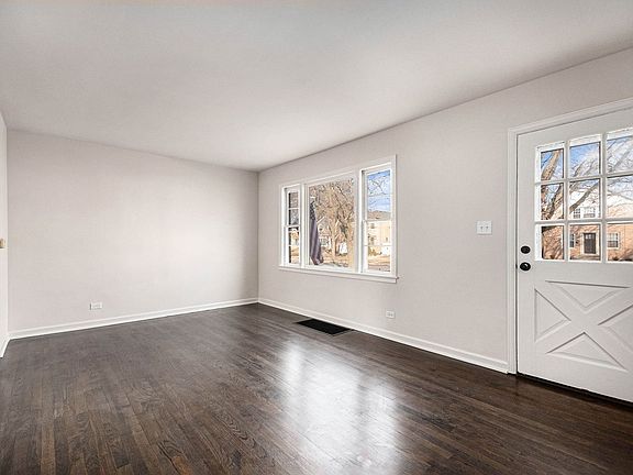 2nd image of 4142 N Pontiac Ave