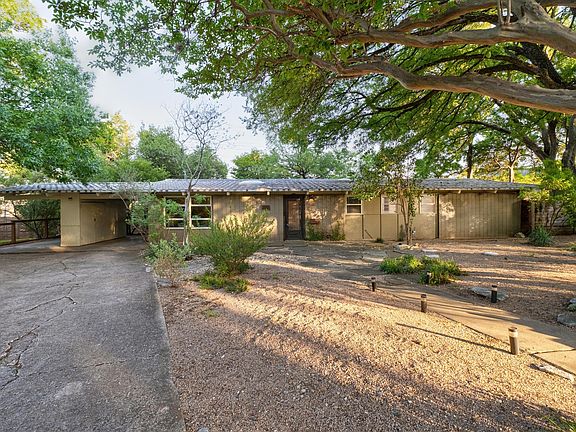 4th image of 2301 Westway Cir #A