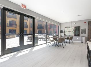 101 S Main St #213, Lombard, IL