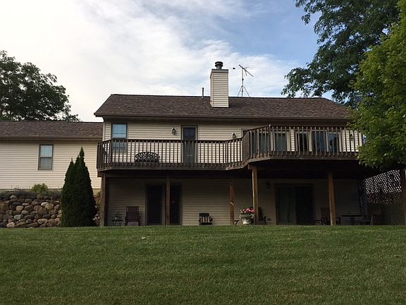 Large deck, full length