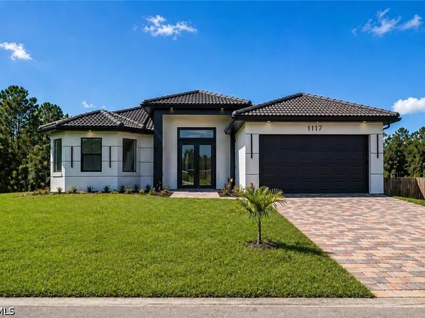 1117 Euclid Ave, Lehigh Acres, FL 33972