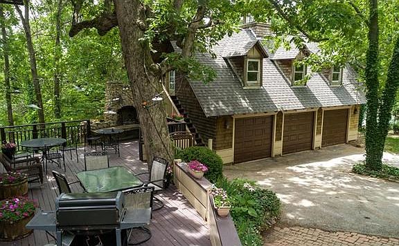 Stepping out from your side kitchen door....