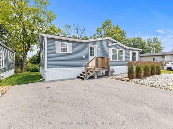 3rd image of 4431 Timothy Ln W