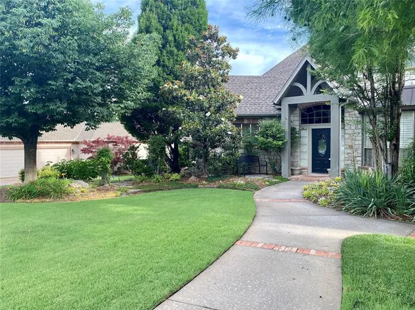 217 Hollowdale, Edmond, OK 73003