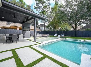 13606 Champions Centre Dr, Houston, TX 77069