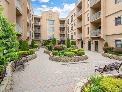 8915 Bergenwood Ave APT 61, North Bergen, NJ, 07047