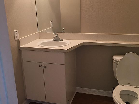 5th image of 1450 Villa Capri Cir APT 214