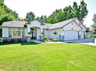 4 S Rolling Green St, Nampa, ID 83687