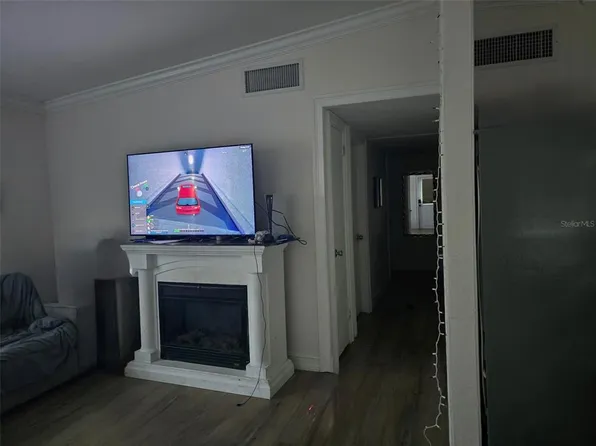 1329 Tuscola St, Clearwater, FL 33756