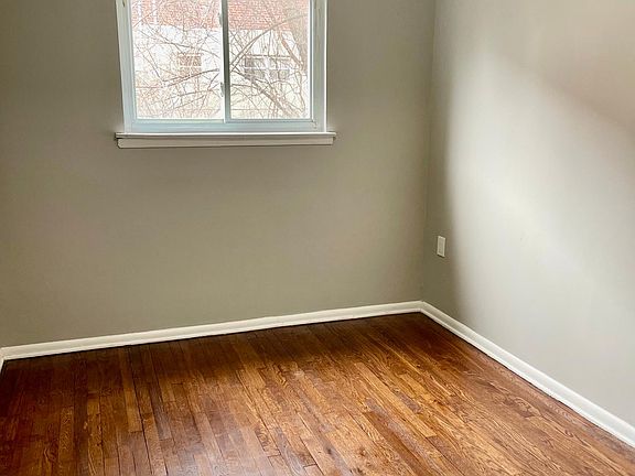 5th image of 3207 Bruner Ave Floor 1