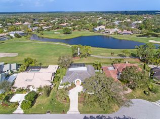 8 Wycliff Rd, Palm Beach Gardens, FL 33418