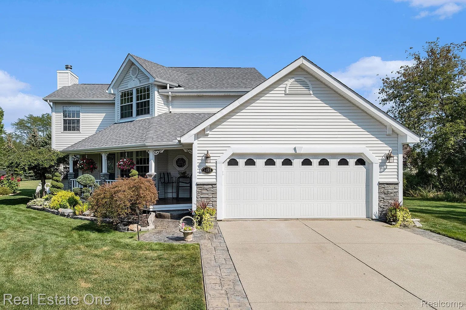 4155 Hickory Hls photo 1