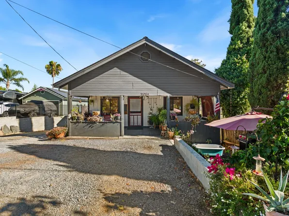 9084 Howell Ln, Newcastle, CA 95658