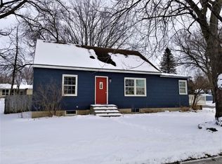 1295 S Main St, Zumbrota, MN 55992