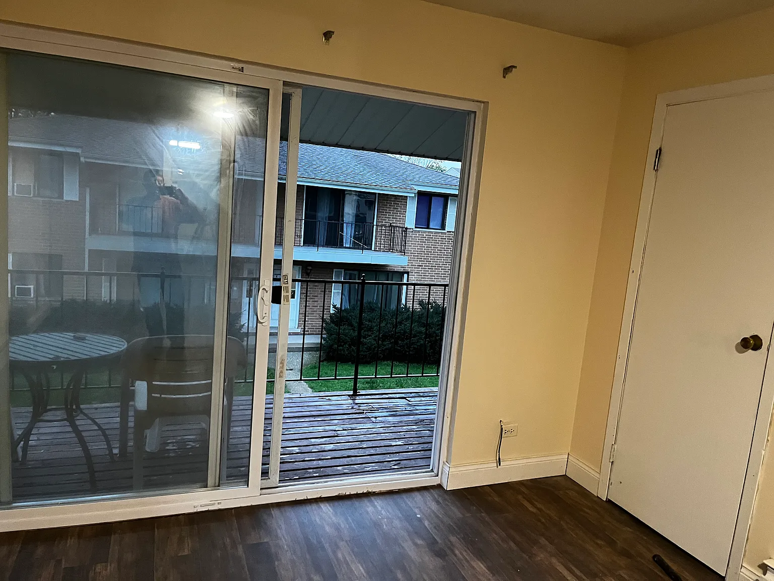 2 bed, 1200 sqft, $1,650 — Photo 2