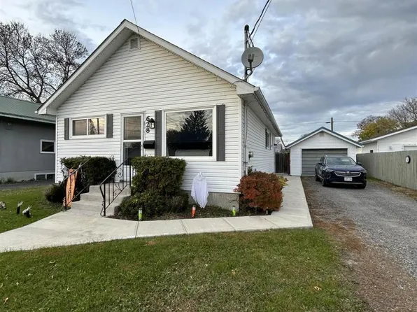 628 2nd St E, Fort Frances, ON P9A 1N5