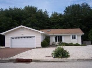 160 Timberlake Dr, Manahawkin, NJ 08050