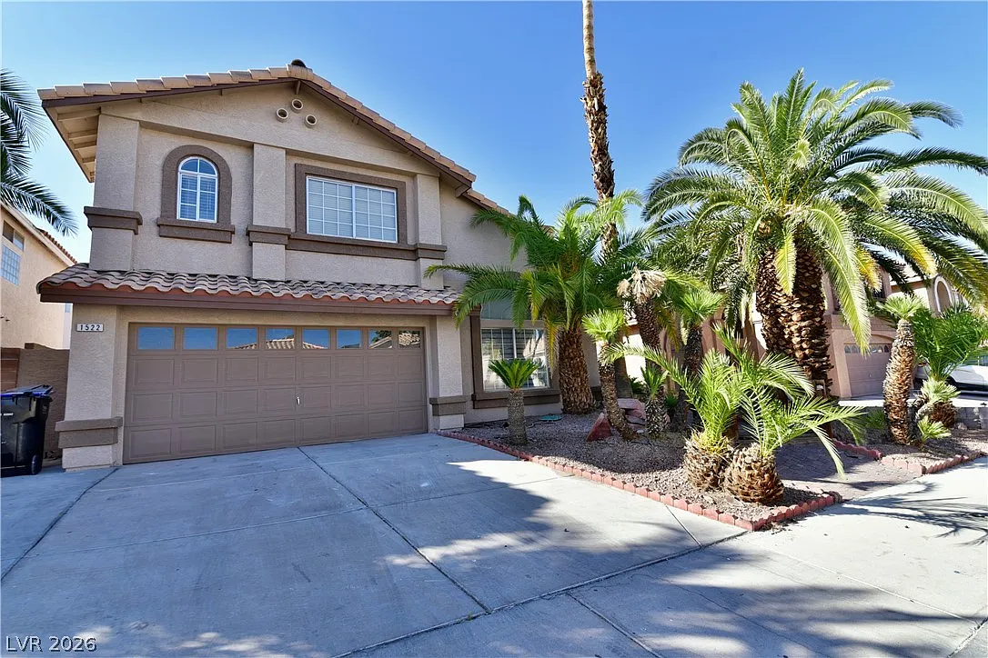 3 bed, 2.5 bath, 1759 sqft, $4,800 — Photo 2