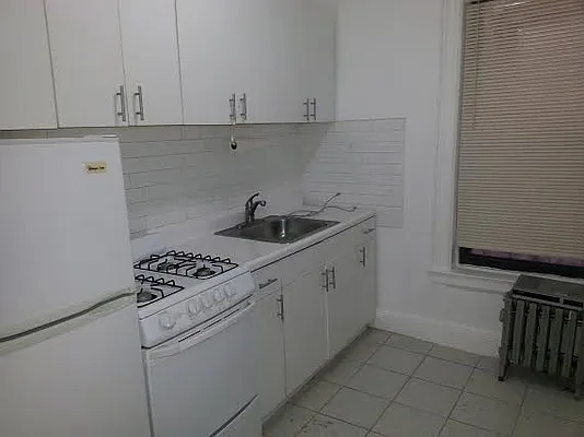 Rented by Rapid Realty Sunset Park Inc | media 2