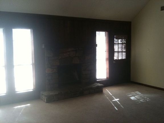 6663 Red Birch, Memphis, TN 38115