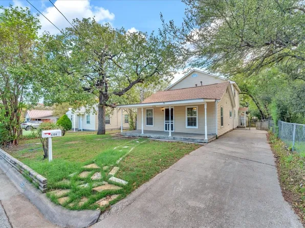 3304 Huron Trl, Lake Worth, TX 76135