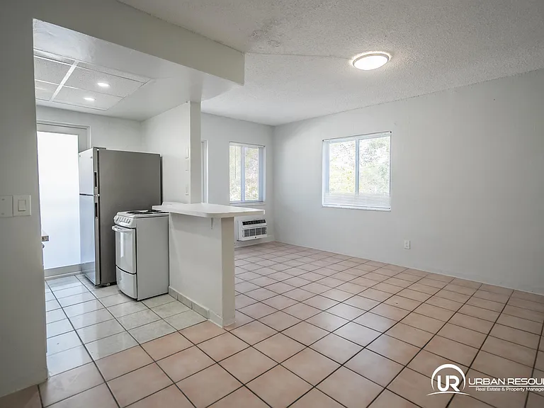 6650 Miller Dr #20 — Photo 8