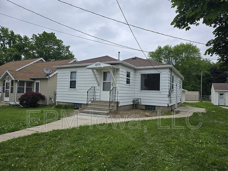 606 Wyoming St — Photo 1