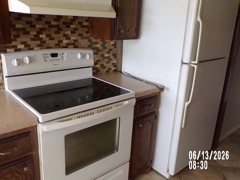 2607 NE Dearborn Ave — Photo 7