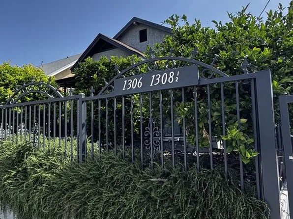 1306 Talmadge St, Los Angeles, CA 90027