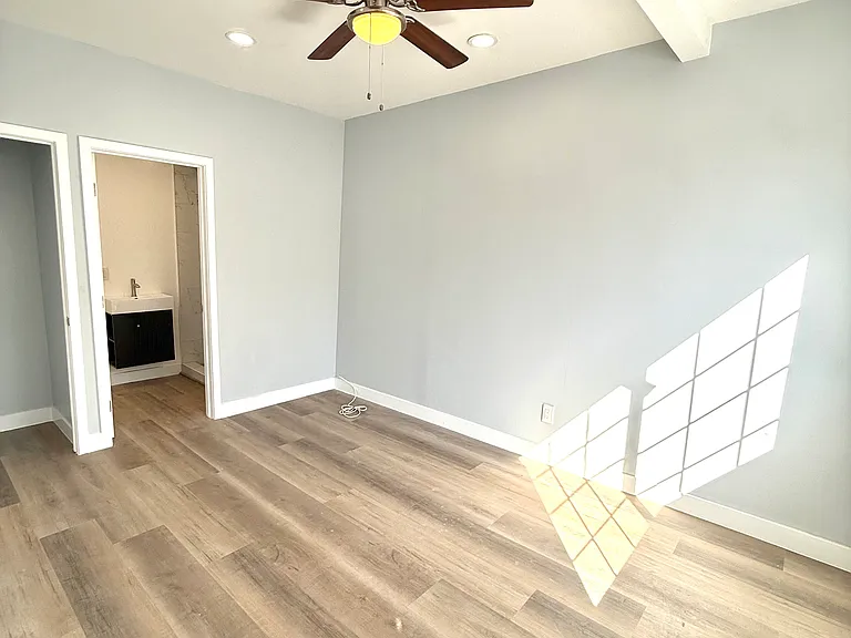 2306 Alta St — Photo 13