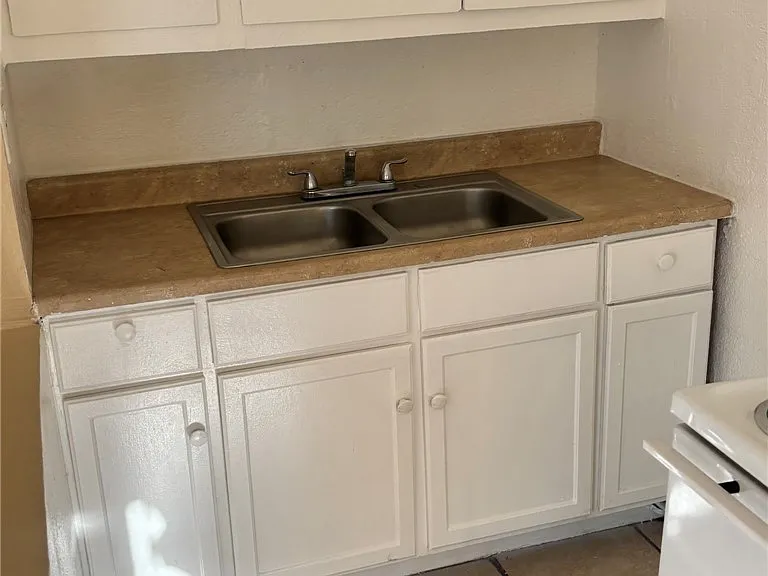 1118 Laurel Ave #1 — Photo 11
