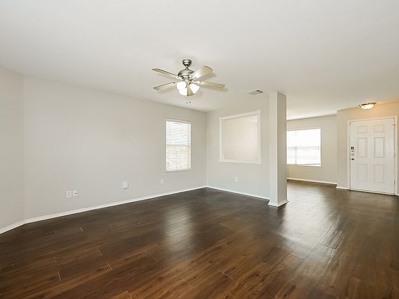 4th image of 312 Fawn Hill Dr