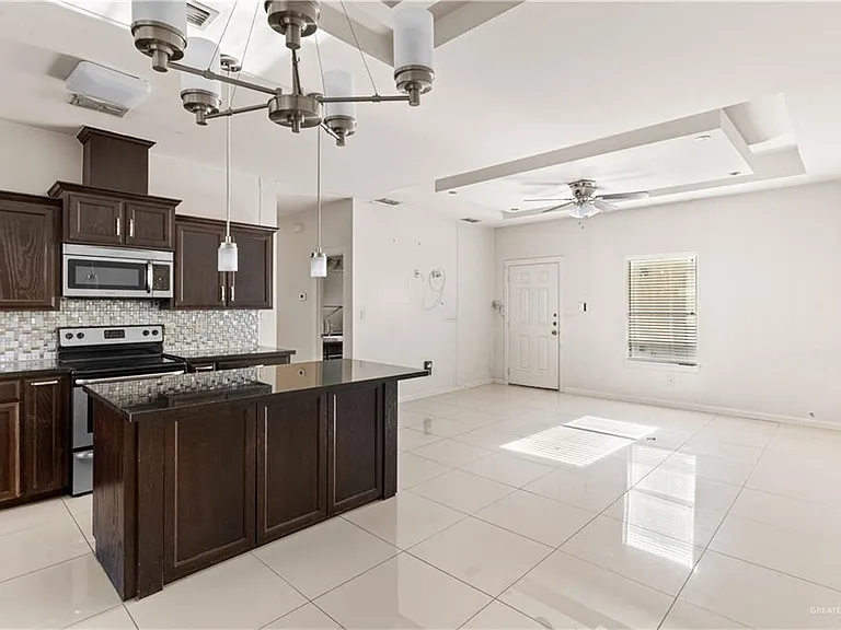1707 W Smith Dr #4 — Photo 4