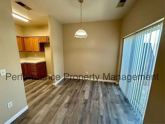 3rd image of 629 Blue Mountain Way APT C