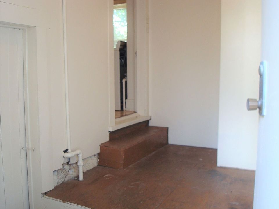 1st image of 310 E Merry Ave #Mh01
