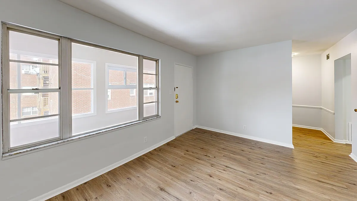 Building Photo - 198 N Portage Path #12