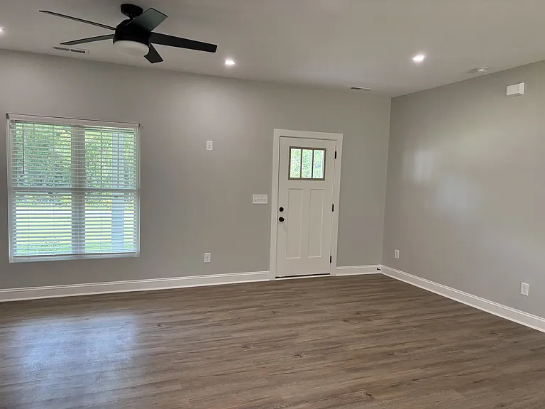718 S Pleasant Coates Rd — Photo 6