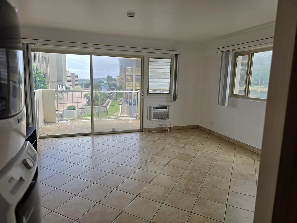 2158 Main St #301-1